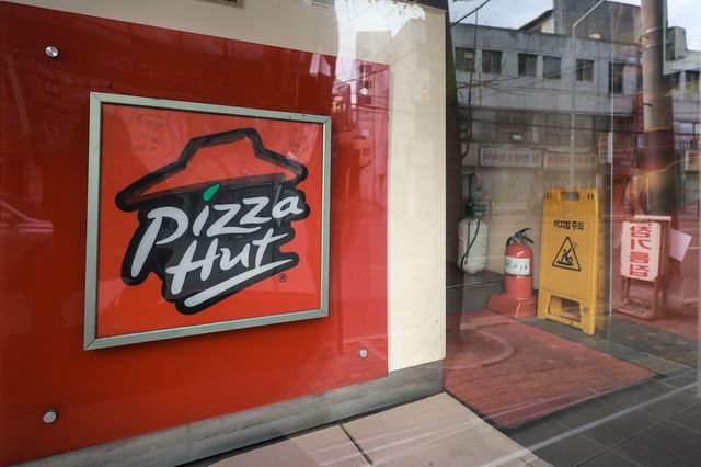 프랜차이즈 본사의 차액가맹금 수취와 관련해 문제를 제기하는 가맹점주가 늘어나며 이에 대한 개선책이 필요하다는 목소리가 나오고 있다.&nbsp;[사진=뉴시스]