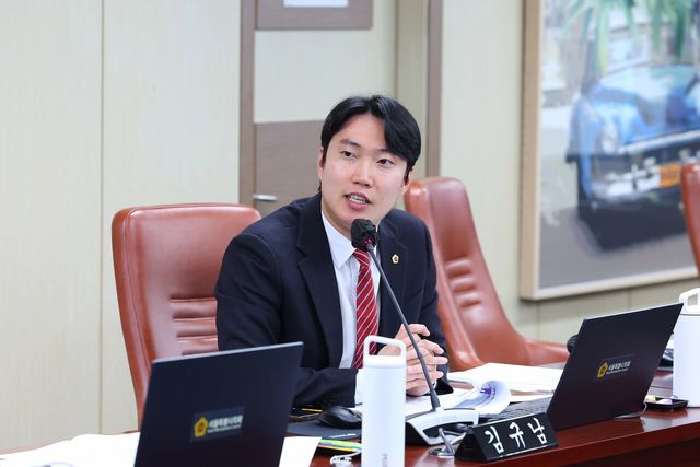 발언하는 김규남 서울시의원. [사진출처=뉴시스]<br>