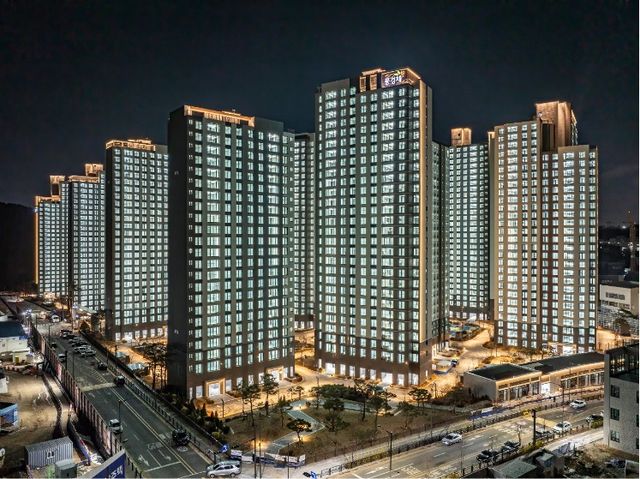 신검단중앙역 풍경채 어바니티 2차 야간 전경 [사진=제일건설]