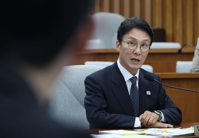 김민석 국무총리 후보자가 24일 서울 여의도 국회에서 열린 인사청문회에서 발언하고 있다. [사진제공=뉴시스]