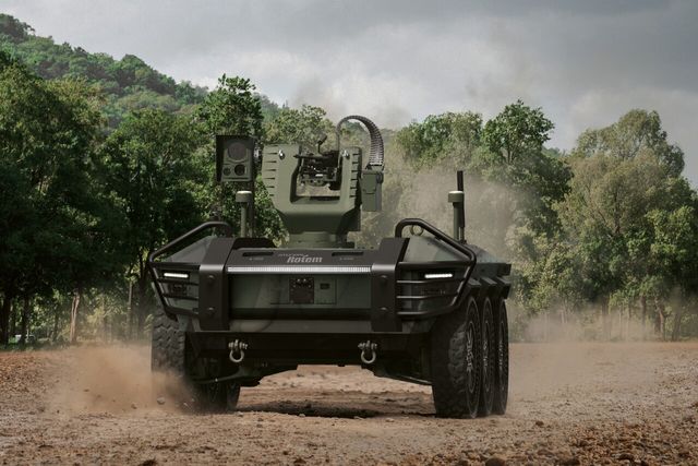 현대로템의 다목적 무인차량 HR-셰르파. [사진=현대로템]