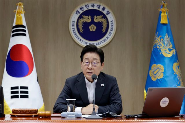 이재명 대통령이 22일 서울 용산 대통령실 청사에서 진행된 국무회의에 참석해 발언하고 있다. [사진제공=뉴시스]