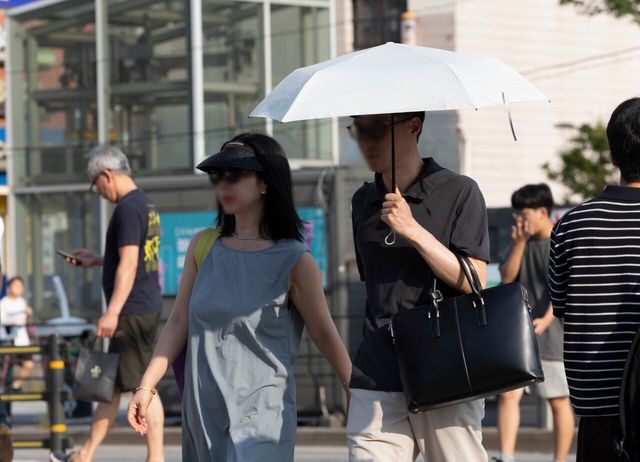 토요일인 오늘 내륙을 중심으로 소나기가 내리겠다. [사진=뉴시스]