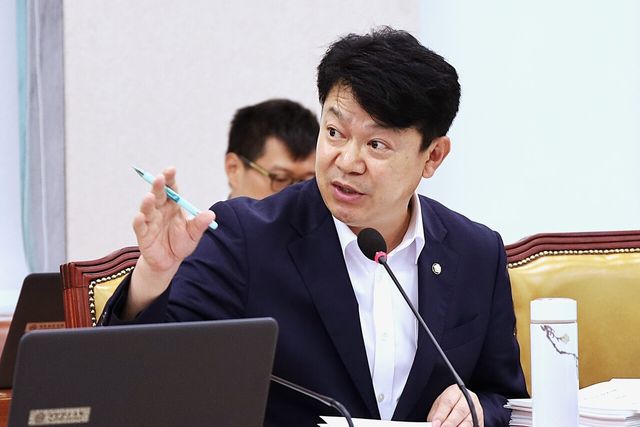  더불어민주당 복기왕 의원 [사진제공= 복기왕 의원실]<br>