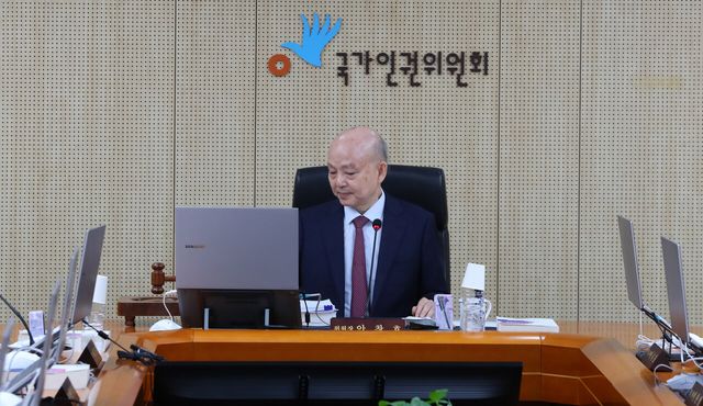인권위 안창호 위원장. [사진제공=뉴시스]