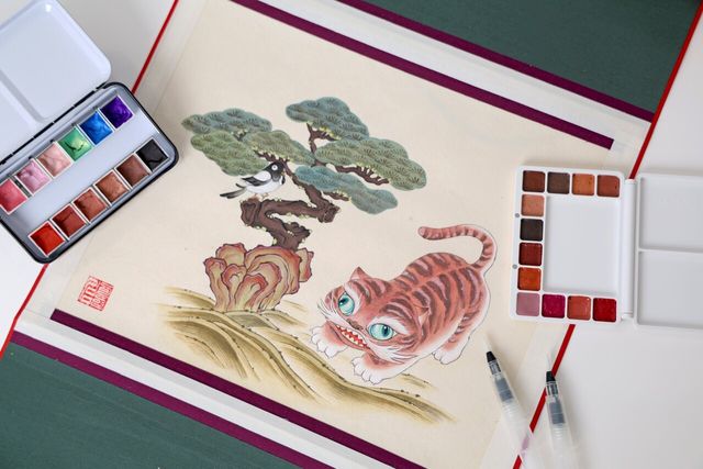 아모레퍼시픽재단 ‘다시 그린 아름다움’ 프로젝트_호작도 연출컷. [사진=아모레퍼시픽]