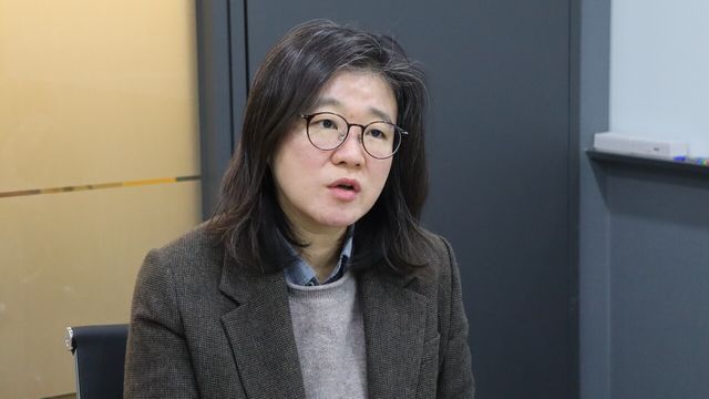 투데이신문과 인터뷰하고 있는 이희영 위원장&nbsp;ⓒ투데이신문