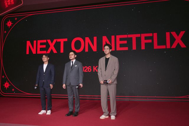 <넥스트 온 넷플릭스 2026 코리아> 행사에 참석한 (왼쪽부터) 배종병, 김태원, 유기환 디렉터 [사진 제공=넷플릭스]