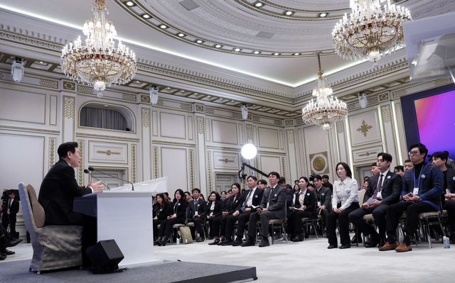 &nbsp;이재명 대통령이 21일 청와대 영빈관에서 열린 2026년 신년 기자회견에서 발언하고 있다. [사진제공=뉴시스]<br>