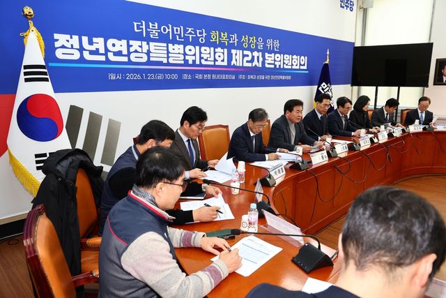 더불어민주당 소병훈 정년연장특별위원장이 23일 오전 서울 여의도 국회에서 열린 제2차 본위원회의에서 발언하고 있다. [사진제공=뉴시스]