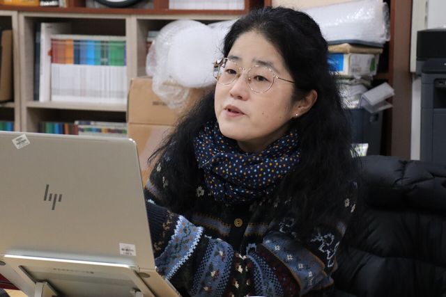 투데이신문과 인터뷰하고 있는 전국불안정노동철폐연대 엄진령 상임집행위원 ©투데이신문