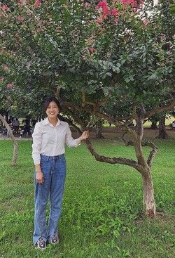 ▲김보아 진주시립이성자미술관 학예연구사<br>동국대학교에서 서양화를 전공하고 동대학원 문화예술경영학 석사를 졸업했다. 뮤지엄과 관람객을 잇는 예술경영과 문화매개 연구에 주력하고 있으며 서울시립미술관, 환기미술관, 국립중앙박물관을 거쳐 현재는 진주시립이성자미술관에서 학예연구사로 활동하고 있다.