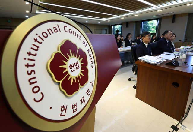 지난해 10월 서울 종로구 헌법재판소에서&nbsp;국회 법제사법위원회의 헌법재판소(사무처)와 헌법재판연구원에 대한 국정감사가 진행되고 있다. [사진제공=뉴시스]