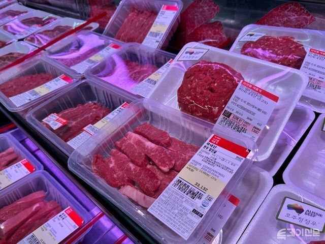 1일 한 대형마트 축산물 매대에 소고기가 진열돼 있다. ⓒ투데이신문