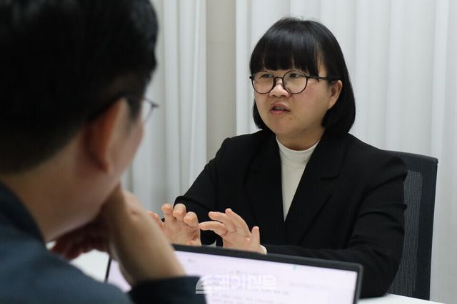 조은주 리워크연구소 대표가 투데이신문과 인터뷰를 하고 있다. ⓒ투데이신문<br>