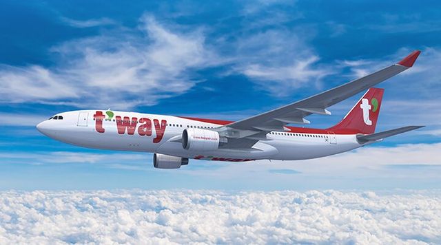 티웨이항공 여객기. [사진=티웨이항공]<br>