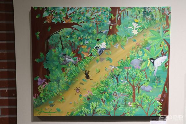 평소에 그냥 지나쳤던 곤충들의 모습이 세밀하게 묘사되어있는 여름산책 작품&nbsp;ⓒ투데이신문