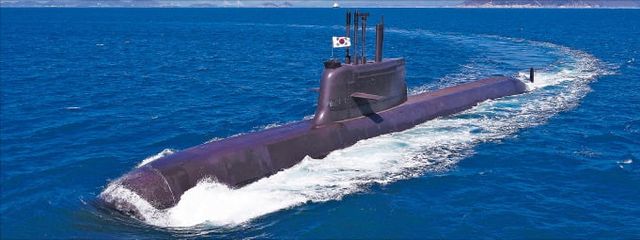 한화오션이 국내 기술로 건조한 첫 3000t급 잠수함 ‘장보고-Ⅲ’ 모습. [사진=한화오션]