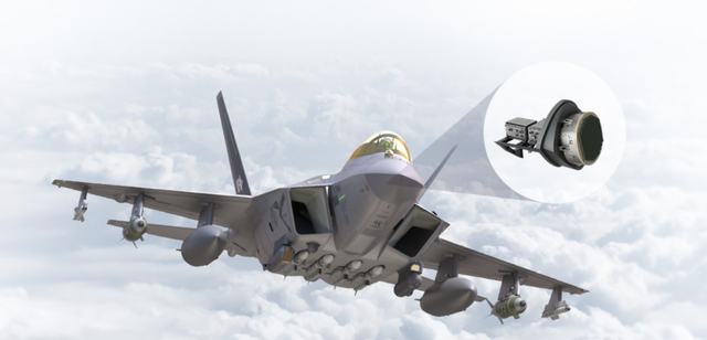 KF-21 AESA(능동형위상배열) 레이더. [사진=한화시스템]