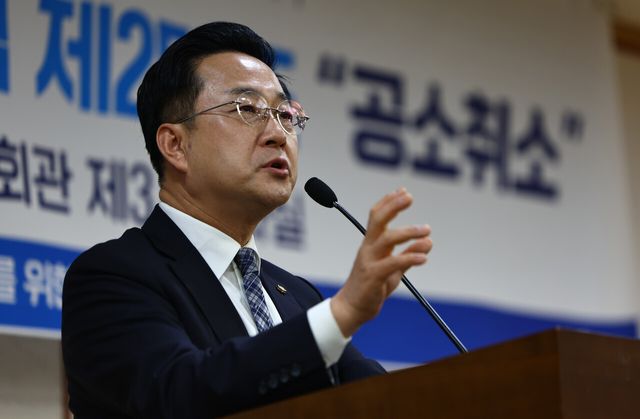 박성준 더불어민주당 국정조사추진위 부위원장이 지난 9일 오전 서울 여의도 국회 의원회관에서 열린 조작기소 진상규명 및 공소취소를 위한 국정조사 추진 정책토론회에서 발언하고 있다. [사진제공=뉴시스]&nbsp;<br>