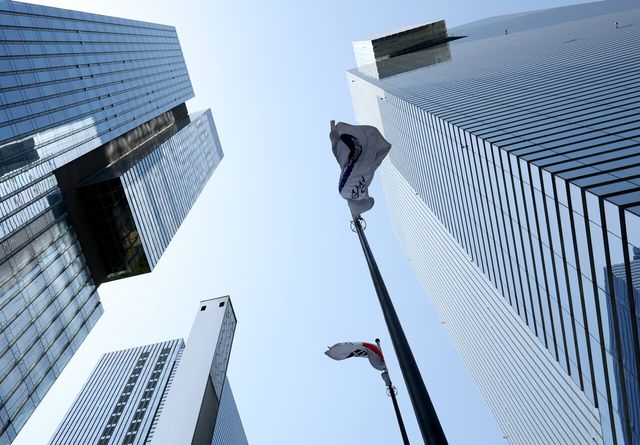 지난 17일 서울 삼성전자 서초사옥. [사진제공=뉴시스]