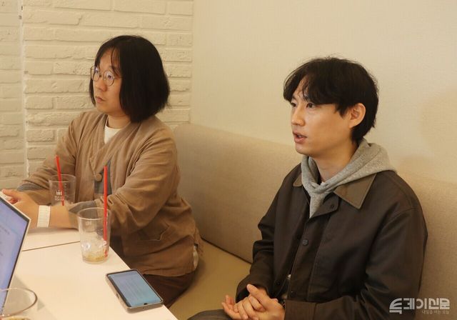 청소년인권운동연대 지음 공현 활동가, 이제호 변호사가 본보와 인터뷰를 진행하고 있다.&nbsp;ⓒ투데이신문<br>