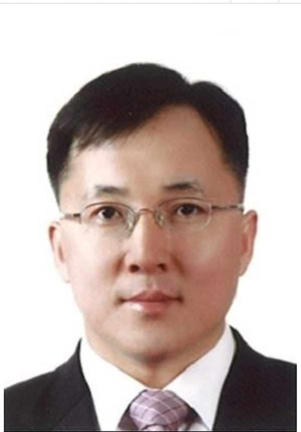 차기 보험개발원장에 내정된 유재훈 전 금융위원회 국장 [사진-금융위원회]<br>
