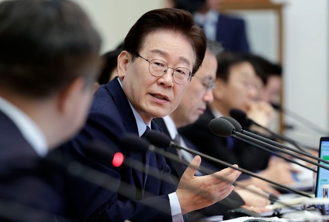 이재명 대통령이 지난 5월 6일 청와대에서 열린 국무회의에서 발언하고 있다. [사진제공=뉴시스]