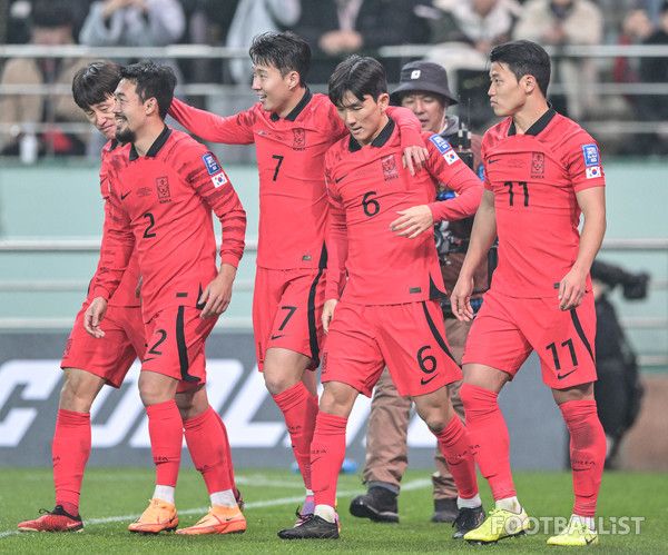 이재성, 이기제, 손흥민, 황인범, 황희찬(왼쪽부터, 이상 한국 남자 축구 대표팀). 서형권 기자