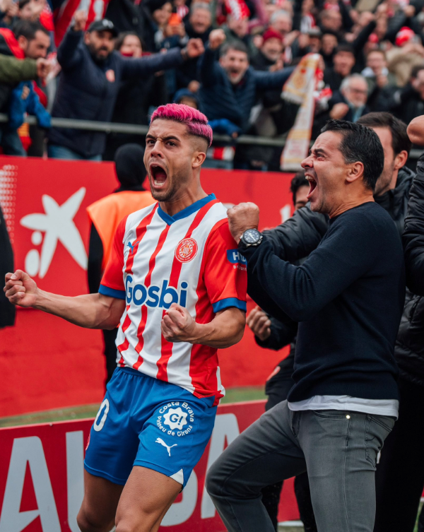 얀 쿠토(왼쪽). 지로나 공식 X 캡처