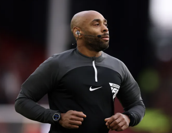 샘 앨리슨 주심. 잉글랜드 프리미어리그 홈페이지 캡처