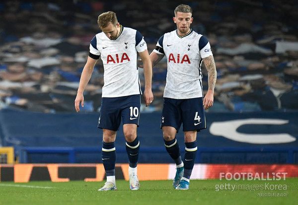 토트넘홋스퍼 시절 토비 알데르베이럴트(오른쪽). 게티이미지코리아