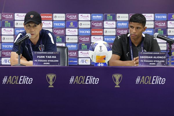 박태하 감독(왼쪽), 오베르단(이상 포항스틸러스). 포항스틸러스 제공