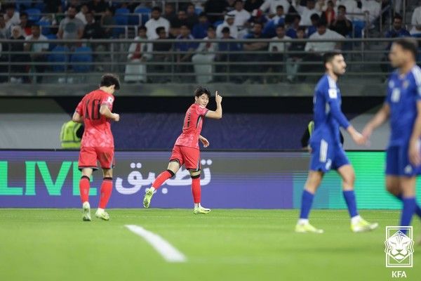 배준호(가운데, 대한민국 남자 축구대표팀). 대한축구협회 제공