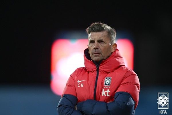 콜린 벨 여자 축구대표팀 감독. 대한축구협회 제공