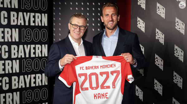 해리 케인(오른쪽, 바이에른뮌헨). 바이에른뮌헨 홈페이지 캡처