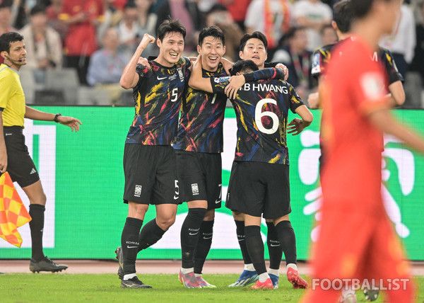 박용우, 손흥민, 황인범, 이강인(왼쪽부터, 이상 남자 축구대표팀). 서형권 기자