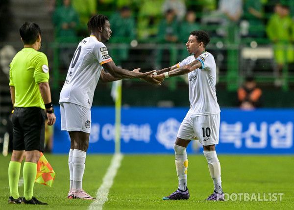 호날두(왼쪽), 린가드(오른쪽, FC서울). 서형권 기자