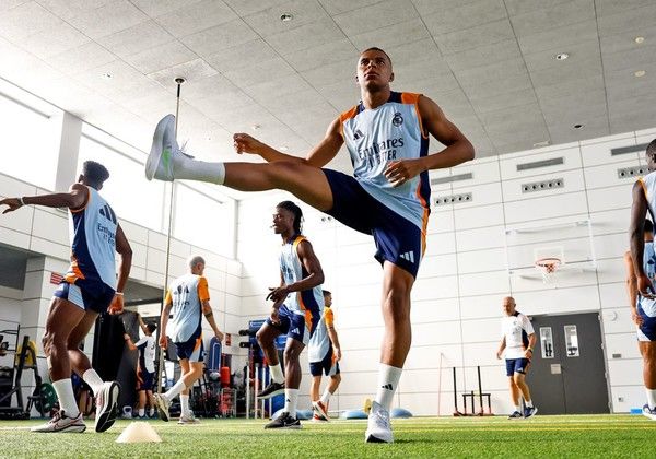 킬리안 음바페(레알마드리드). 레알마드리드 X 캡처