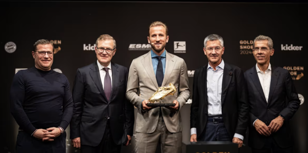 해리 케인(중앙). 바이에른뮌헨 공식 홈페이지 캡처