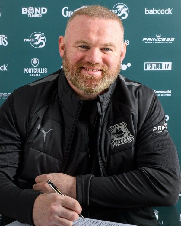 웨인 루니 당시 플리머스아가일 감독. 플리머스아가일 X 캡처