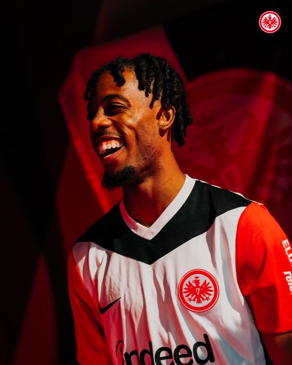 엘리예 와히(아인트라흐트프랑크푸르트). 아인트라흐트프랑크푸르트 X 캡처