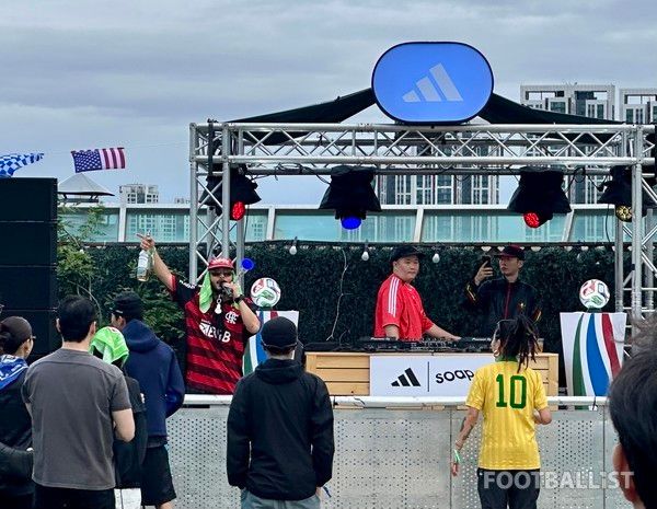 5층 클럽 스테이지. 김진혁 기자