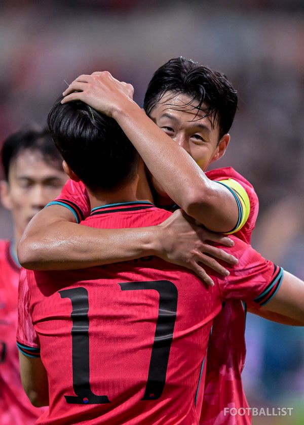 엄지성(왼쪽), 손흥민(오른쪽, 이상 남자 축구대표팀). 서형권 기자