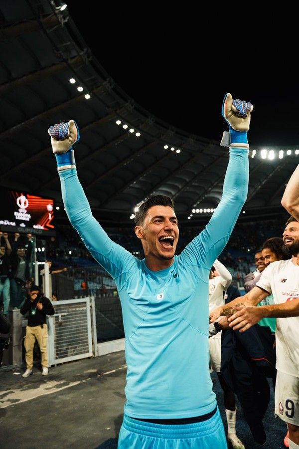 베르케 외제르(LOSC릴). LOSC릴 X 캡처