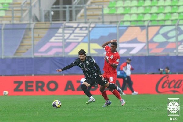 배현서(왼쪽, 남자 U20 축구대표팀). 대한축구협회 제공