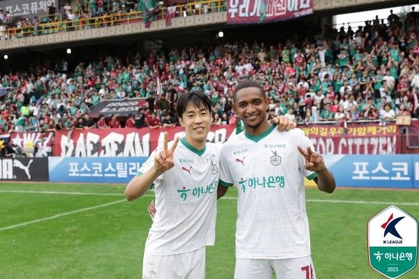 마사(왼쪽), 에르난데스(이상 대전하나시티즌). 한국프로축구연맹 제공