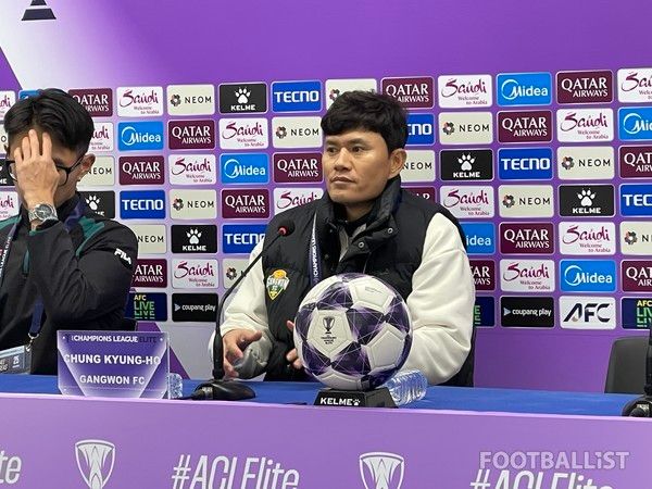 정경호 강원FC 감독. 김희준 기자