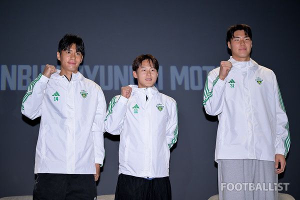 전진우(왼쪽부터), 이승우, 송범근(이상 전북현대). 서형권 기자