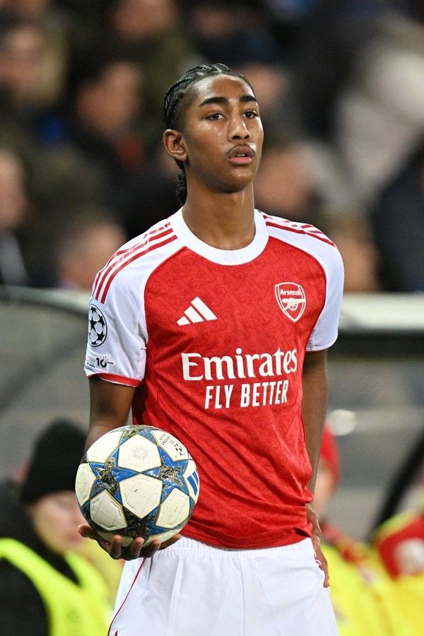 말리 새먼(아스널). 아스널 X 캡처